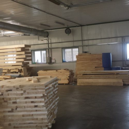 Išcentrinis drėkinimas medienos pramonėje